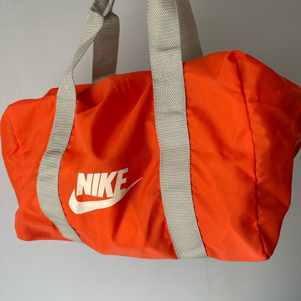Vintage Lightweight Nike Swoosh Gym Bag Orange Grey Duffle